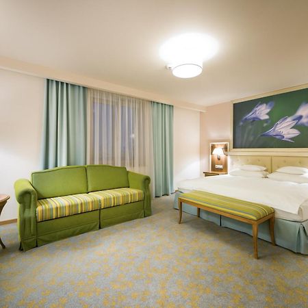 Hotel Sonnenhof Suceava Dış mekan fotoğraf